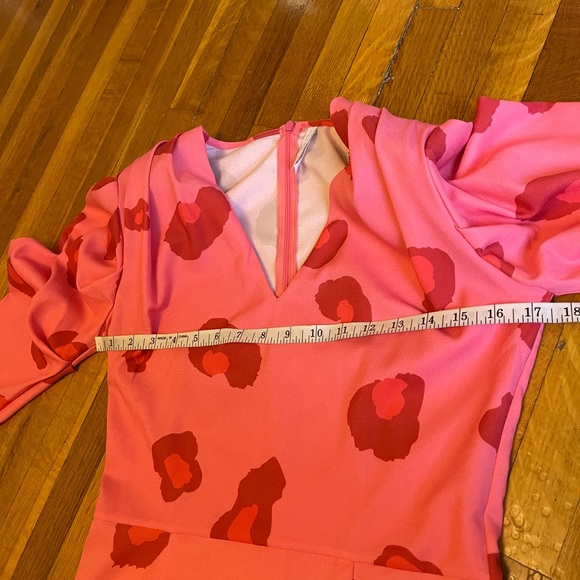 Dress - Picture 6 of 8